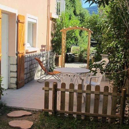 미요 T2 Refait A Neuf Avec Petit Jardin Et Parking 아파트 외부 사진